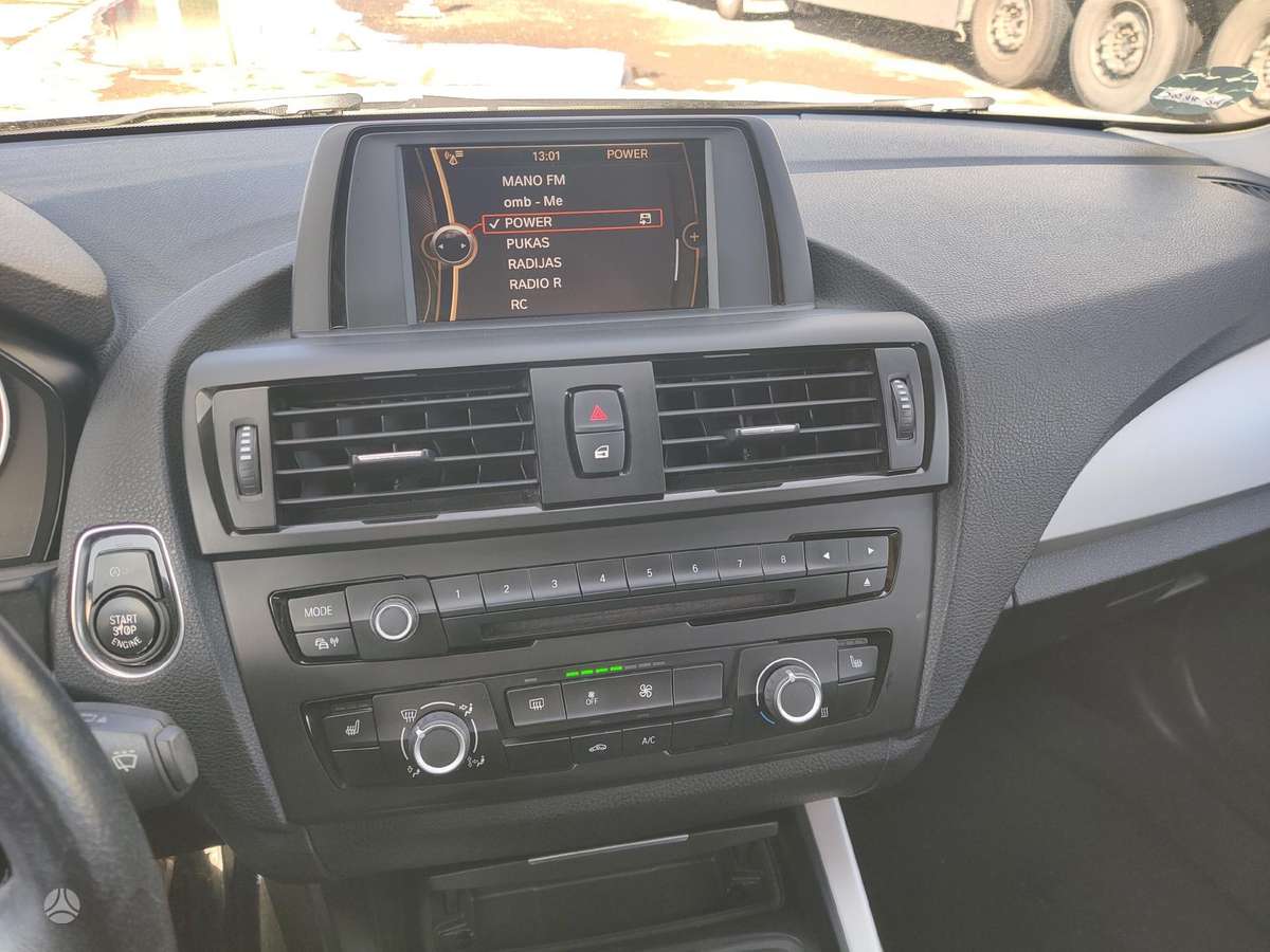 BMW 116, 2.0 l., hečbekas