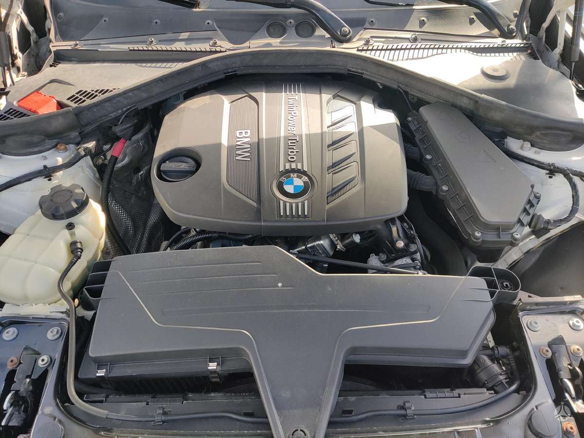 BMW 116, 2.0 l., hatchback