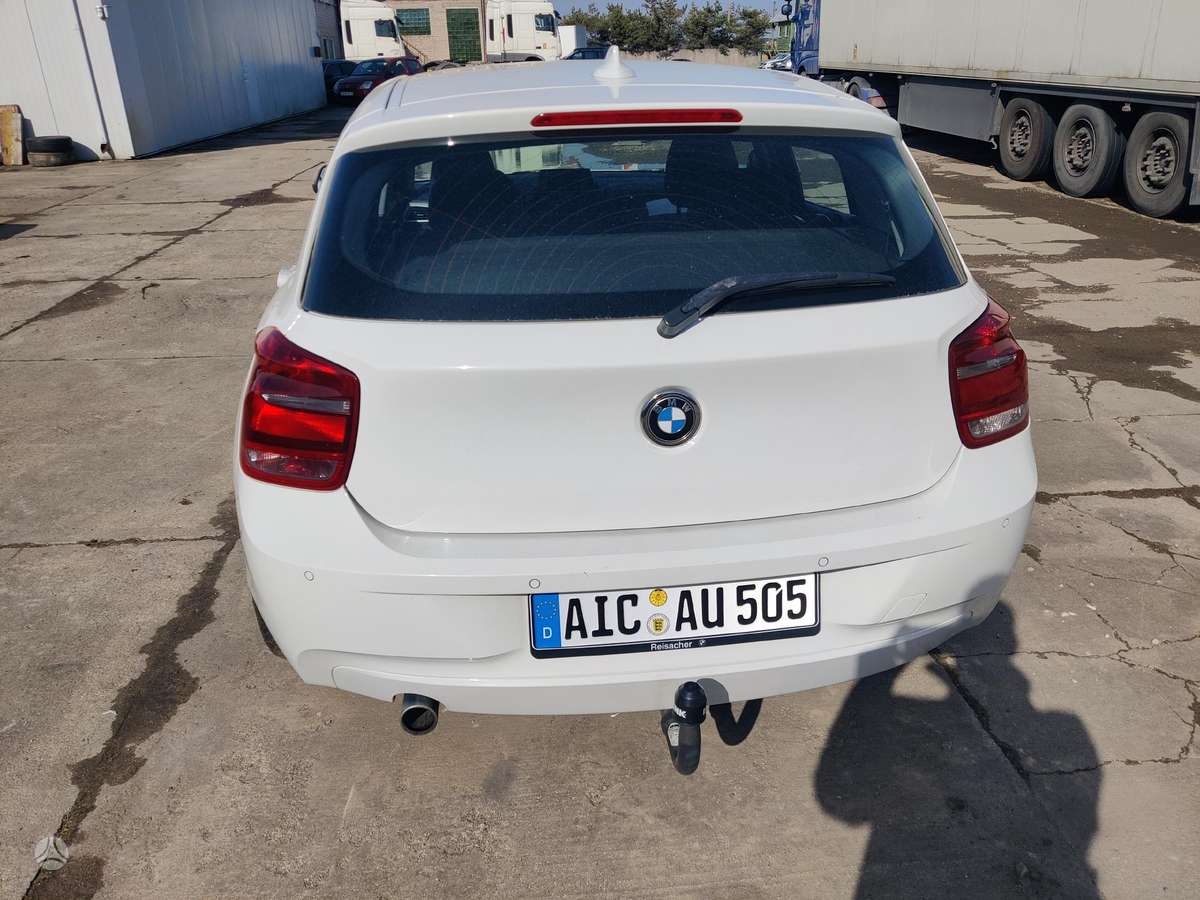 BMW 116, 2.0 l., hečbekas