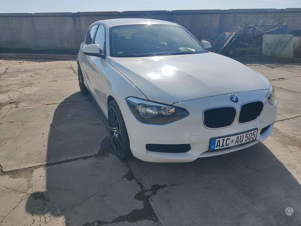 BMW 116, 2.0 l., Хэтчбек