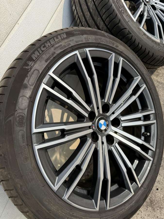 BMW, lengvojo lydinio, R18