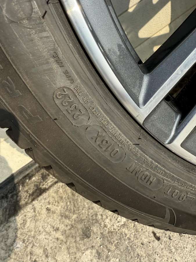 BMW, lengvojo lydinio, R18