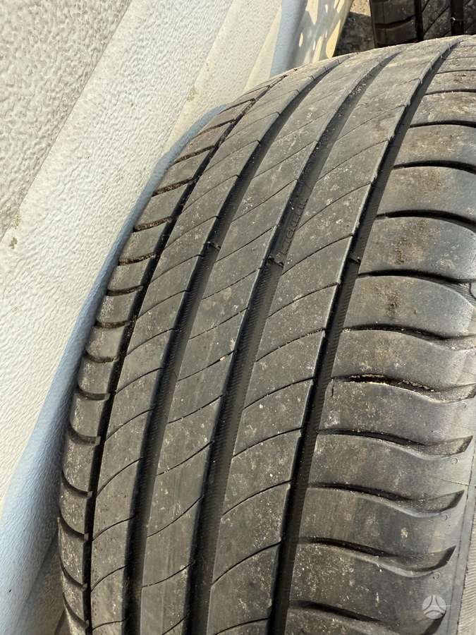 BMW, lengvojo lydinio, R18