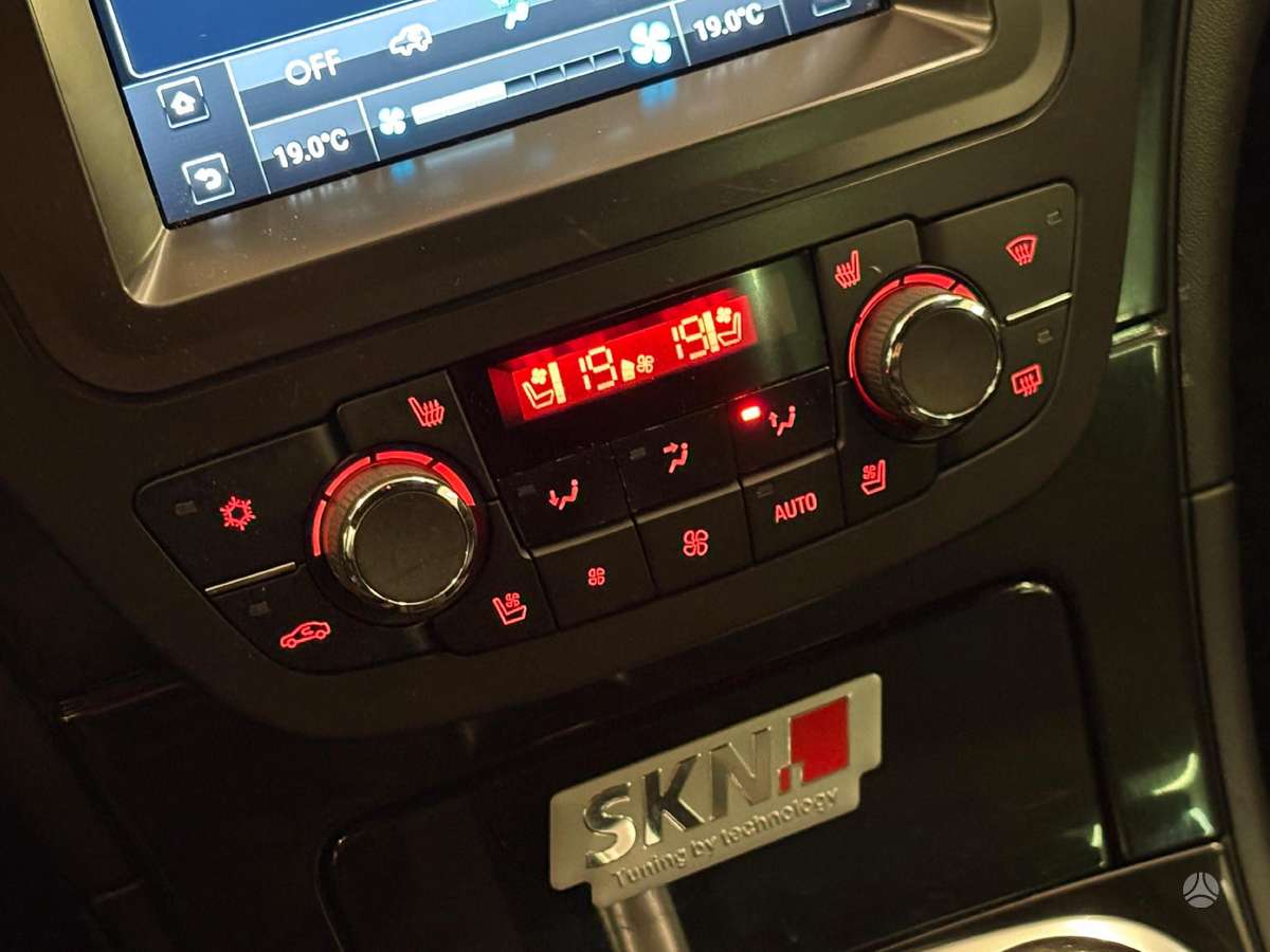 Opel Insignia, 2.0 l., Универсал