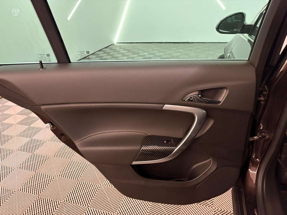 Opel Insignia, 2.0 l., Универсал