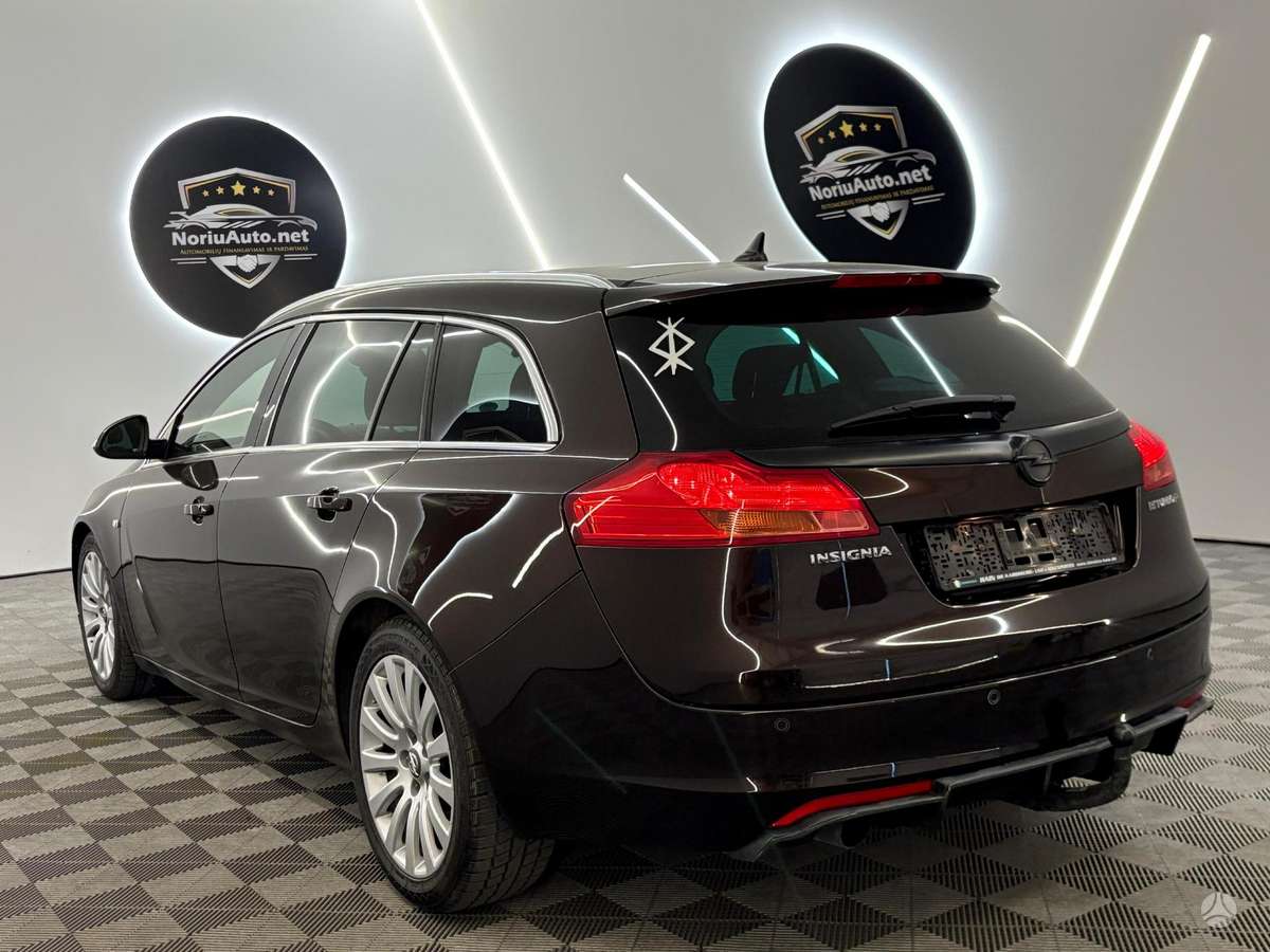 Opel Insignia, 2.0 l., Универсал