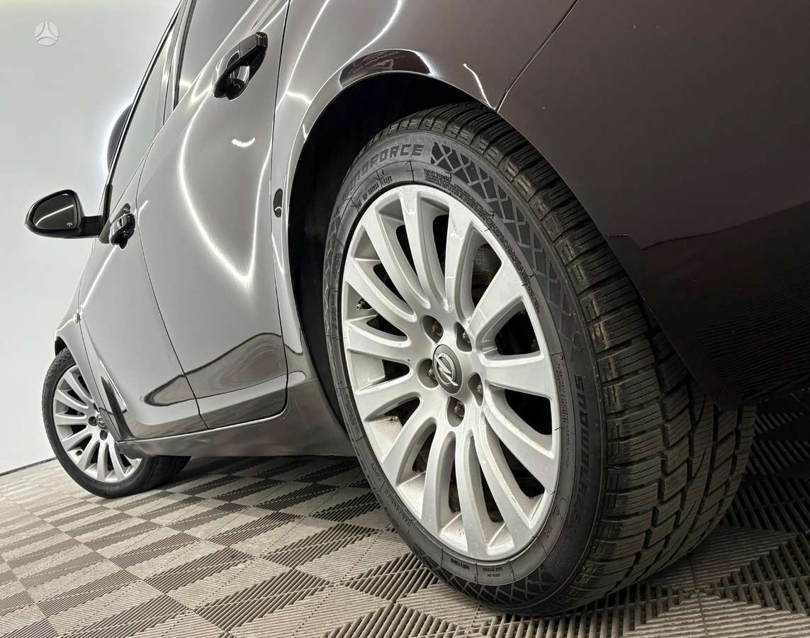Opel Insignia, 2.0 l., Универсал