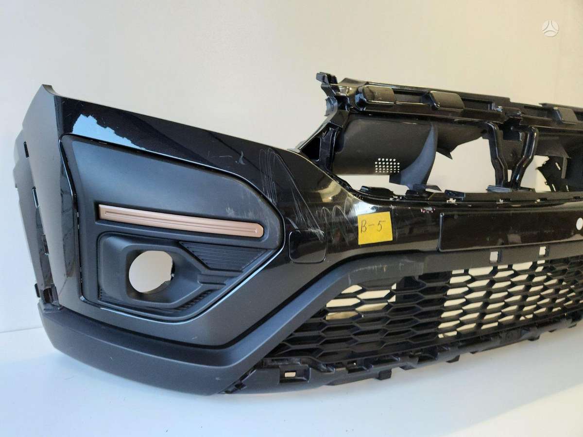Dacia Sandero, 620225509R, bamperi
