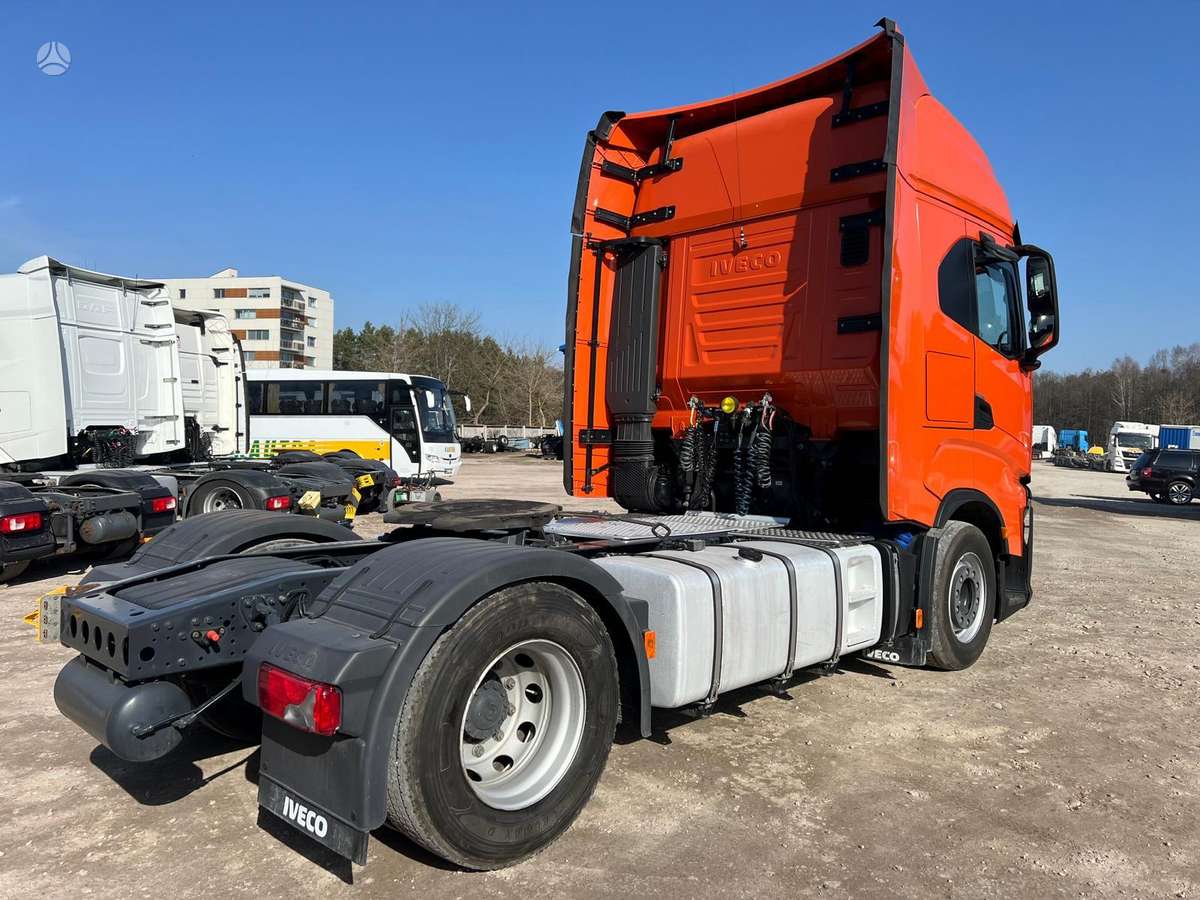 Iveco S-WAY 480 4x2 / tik 130 tkm, double sleeper