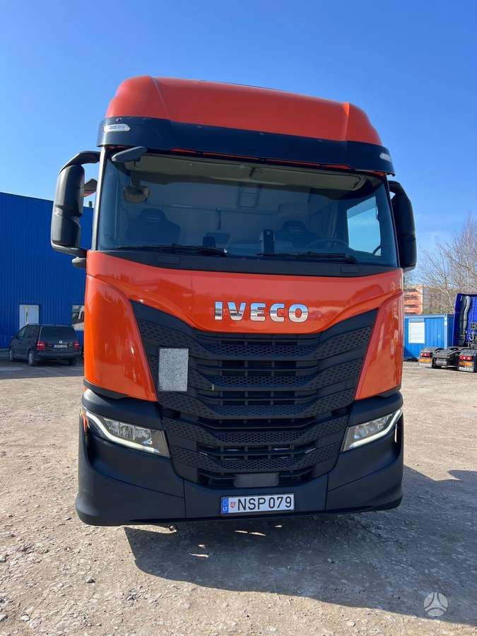 Iveco S-WAY 480 4x2 / tik 130 tkm, double sleeper