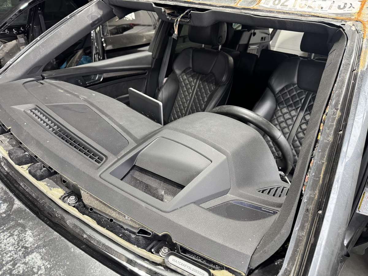Audi SQ5 kėbulo dalys