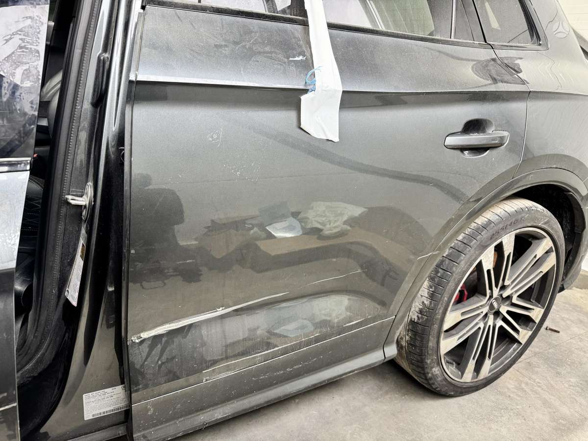 Audi SQ5 kėbulo dalys