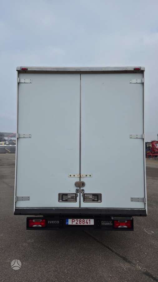 Iveco Daily 35S14N, box trucks / box vans