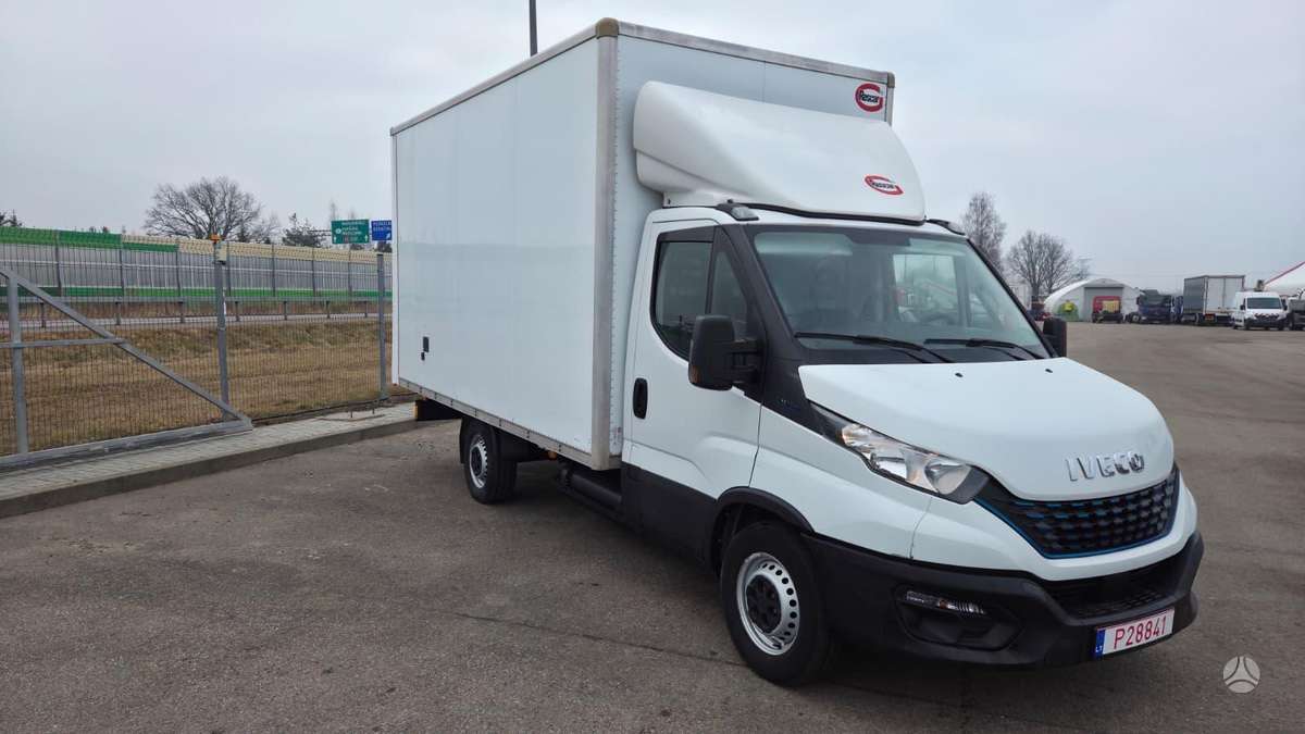 Iveco Daily 35S14N, box trucks / box vans