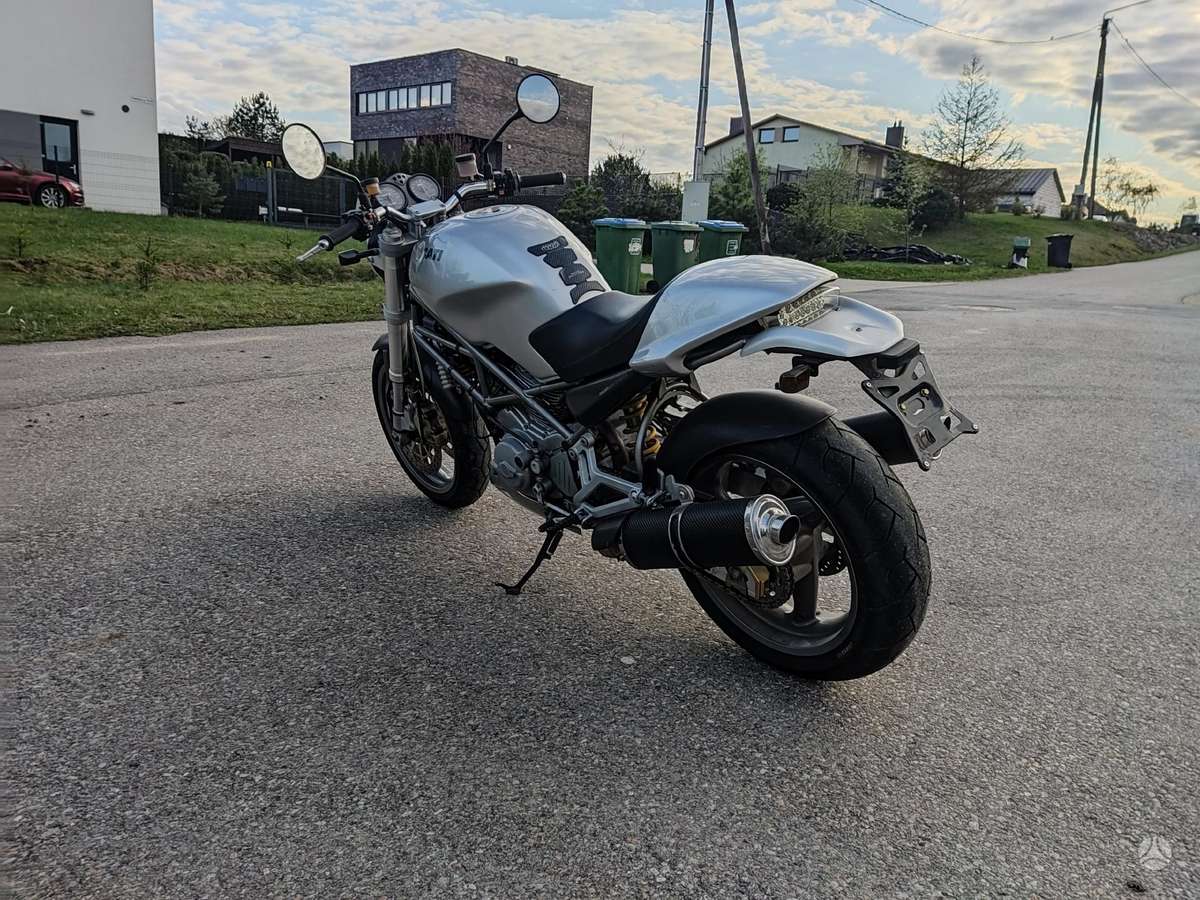 Ducati Monster 904cc, street / classic