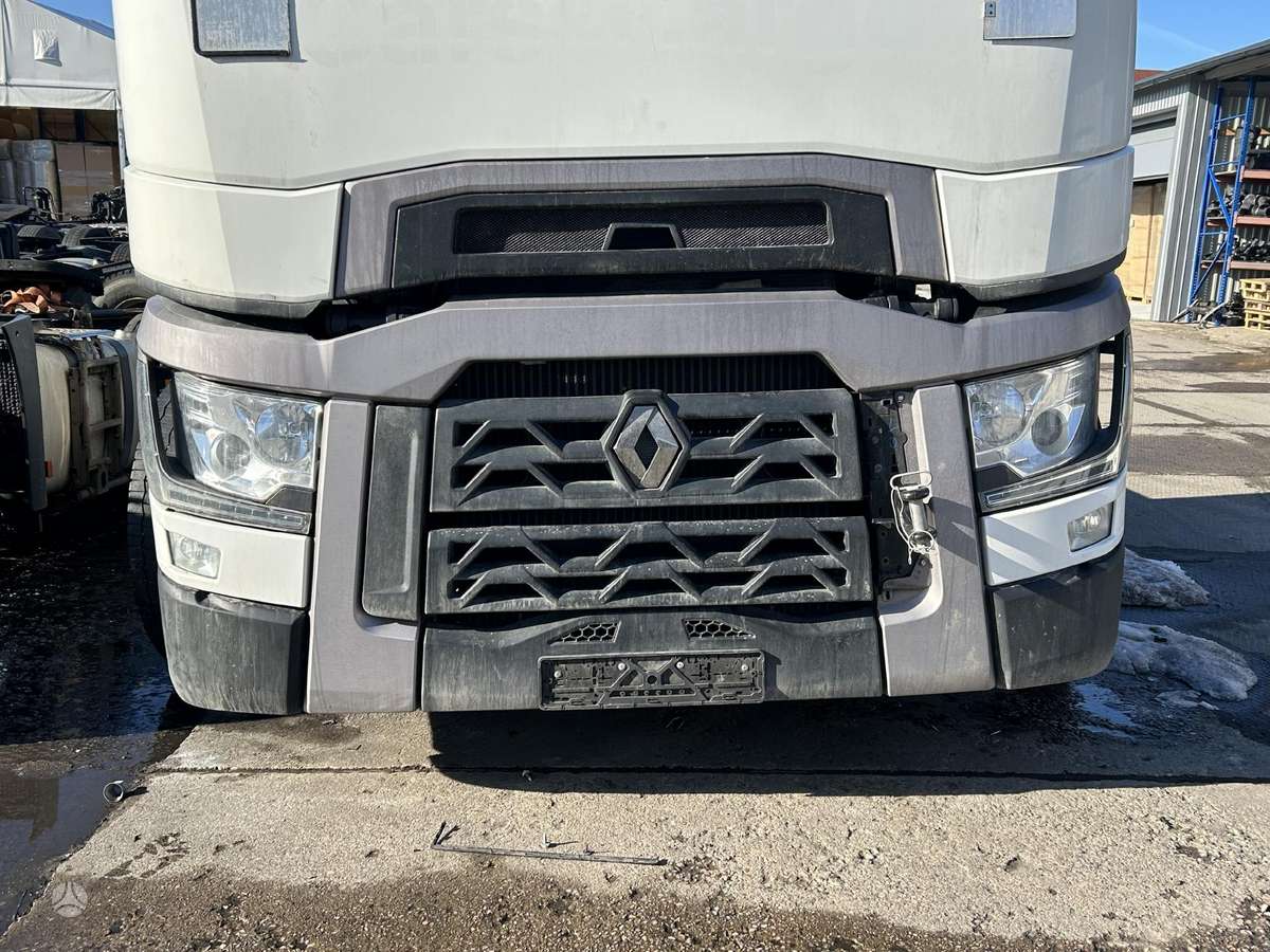 Renault T bamperio komplektas, тягачи