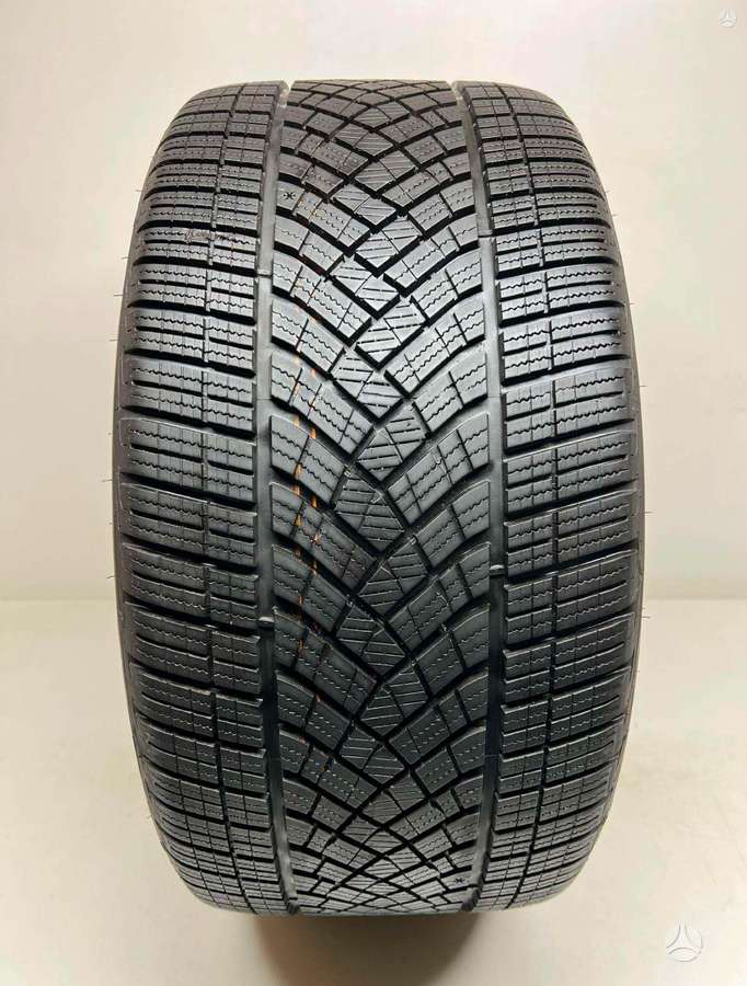 Goodyear UltraGripPerfomance GEN1, winter 285/45 R20