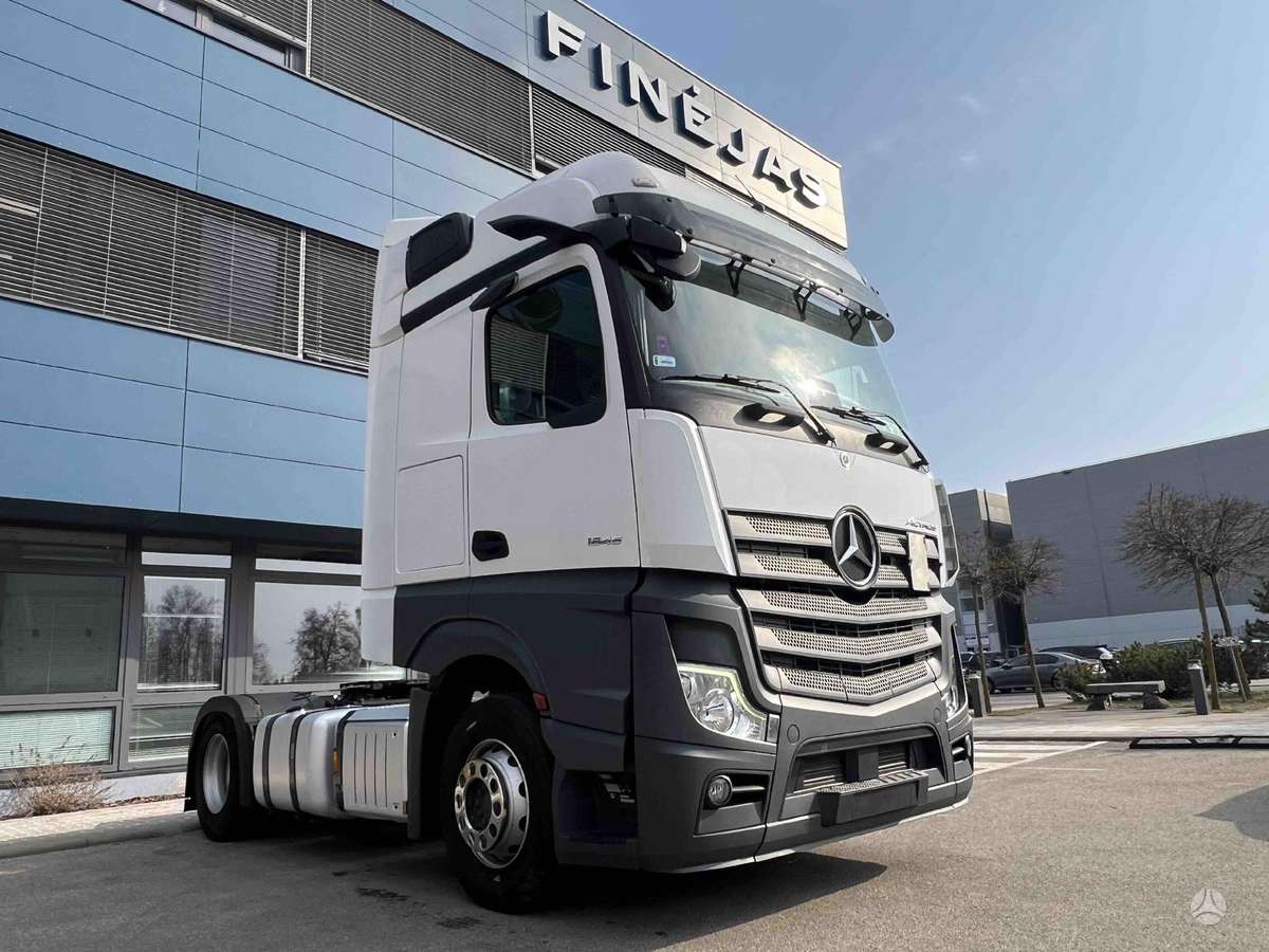 Mercedes-Benz Actros 1845 LS BigSpa, double sleeper