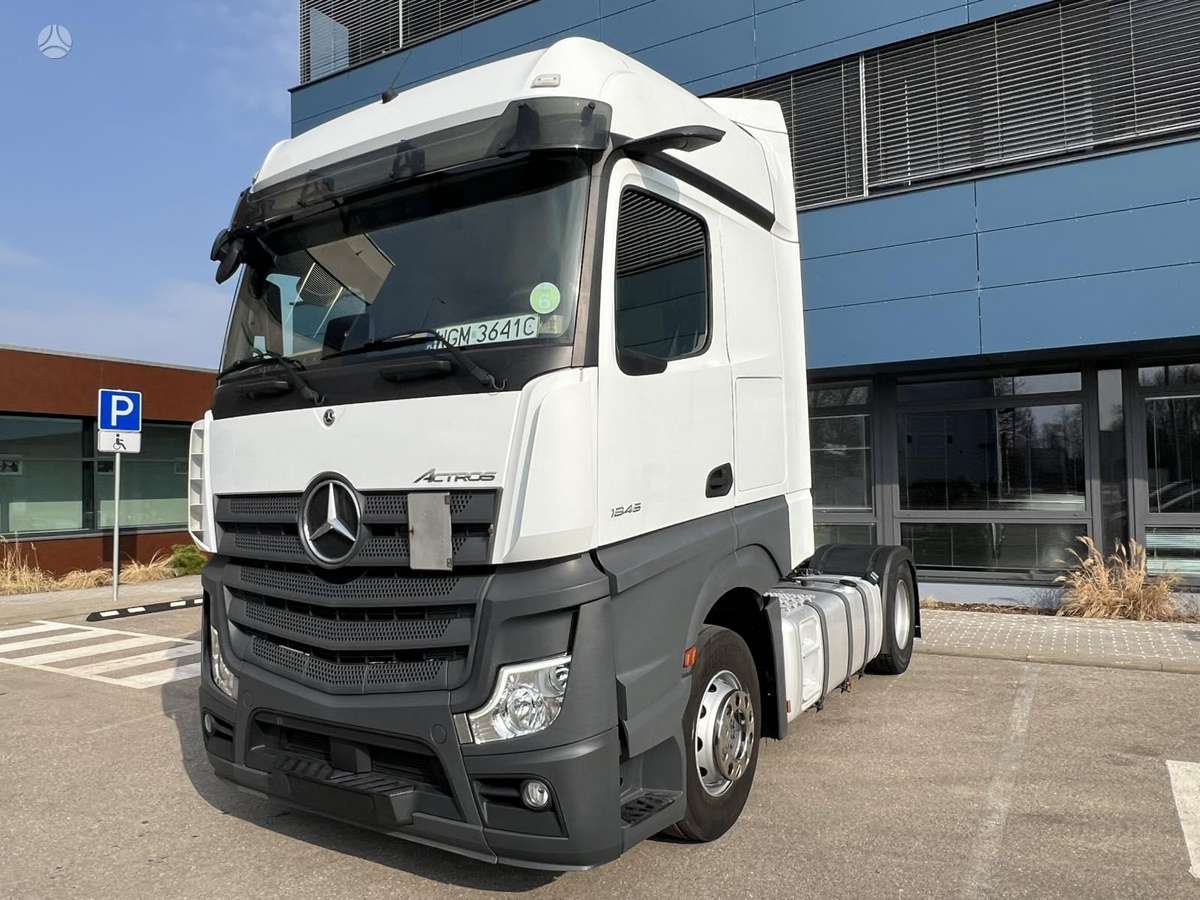 Mercedes-Benz Actros 1845 LS BigSpa, double sleeper