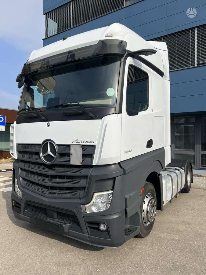 Mercedes-Benz Actros 1845 LS BigSpace, double sleeper