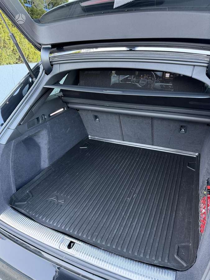 Audi A4, 2.0 l., Универсал