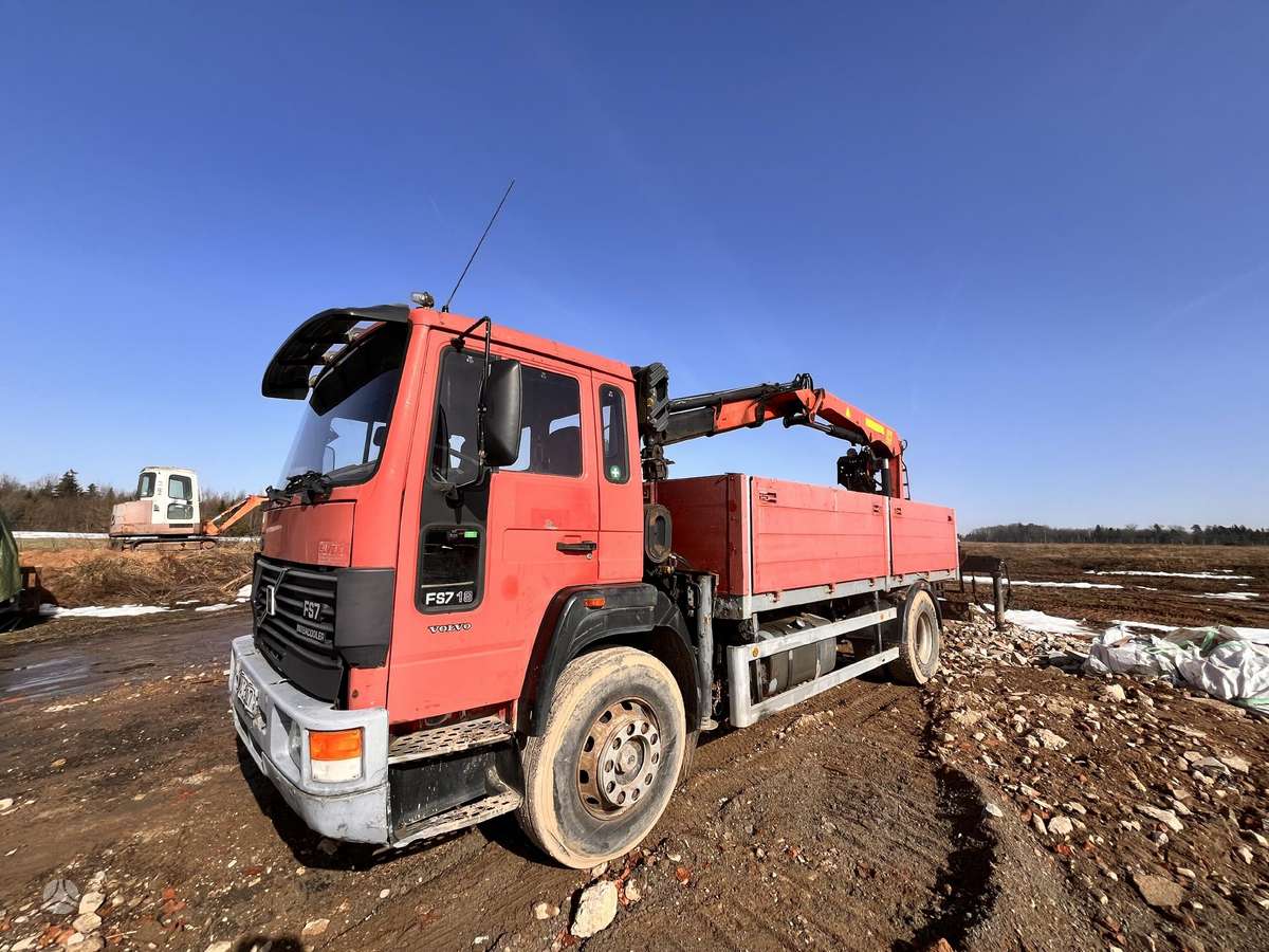 Volvo FS718, bortiniai