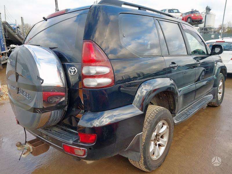 Toyota Land Cruiser dalimis