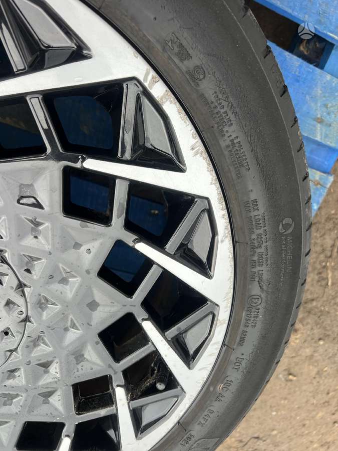 Hyundai, lengvojo lydinio, R20