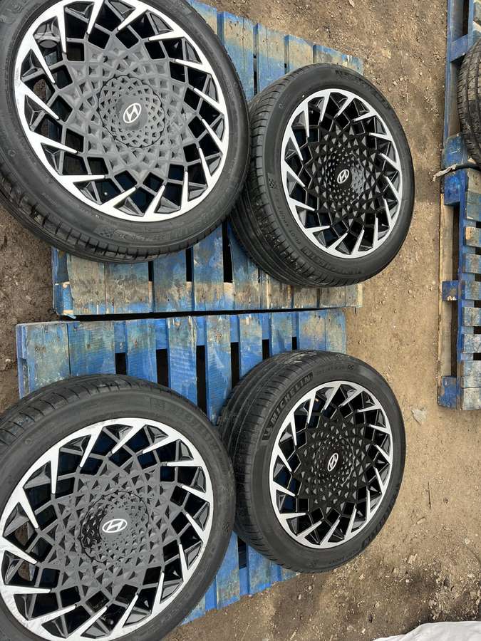 Hyundai, light alloy, R20