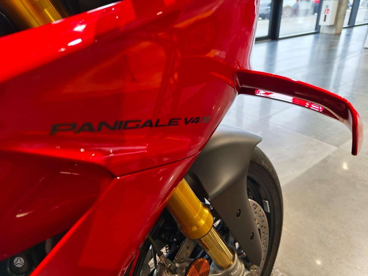 Ducati Panigale 1103cc, спортбайки / superbikes