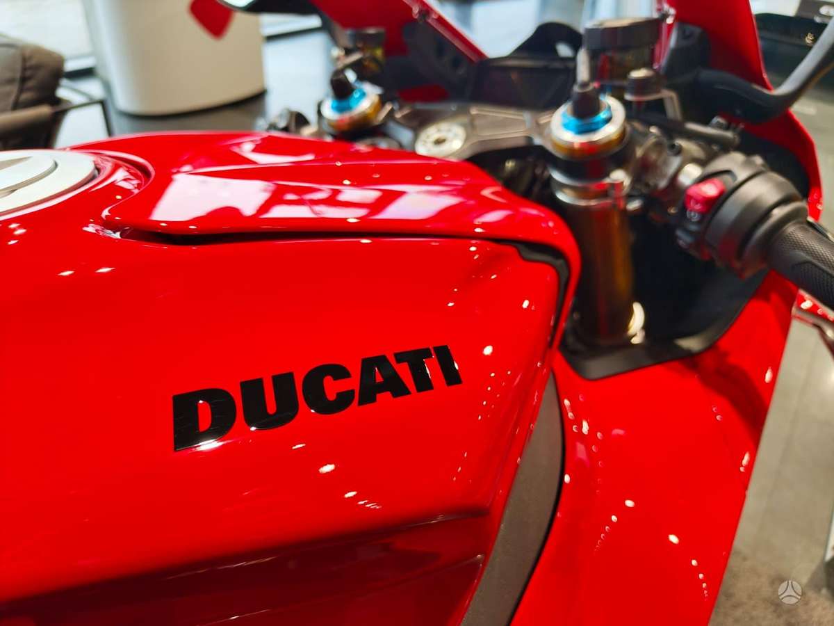Ducati Panigale 1103cc, superbikes