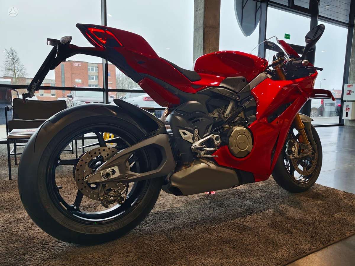 Ducati Panigale 1103cc, спортбайки / superbikes