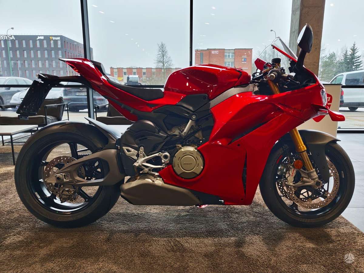 Ducati Panigale 1103cc, спортбайки / superbikes