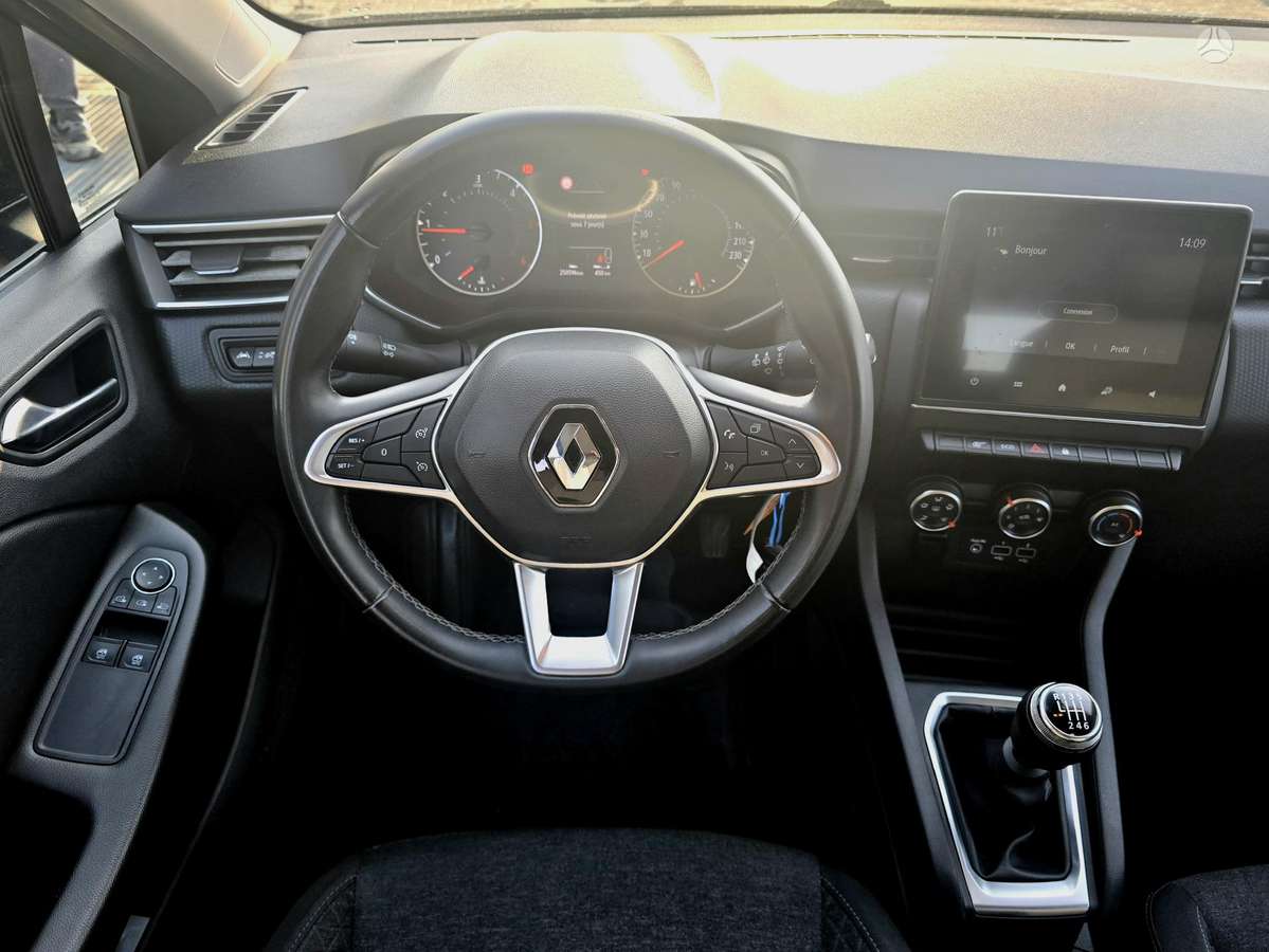 Renault Clio, 1.5 l., hatchback