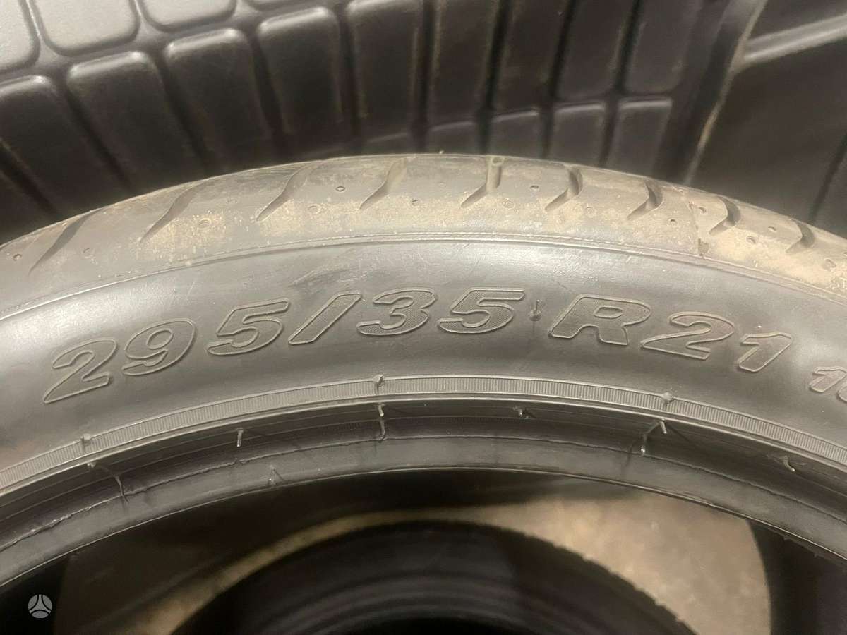 Pirelli P Zero, летние 295/35 R21