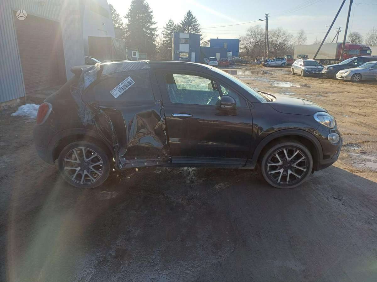 Fiat 500X по частям. Engine code 55260384 color code 601