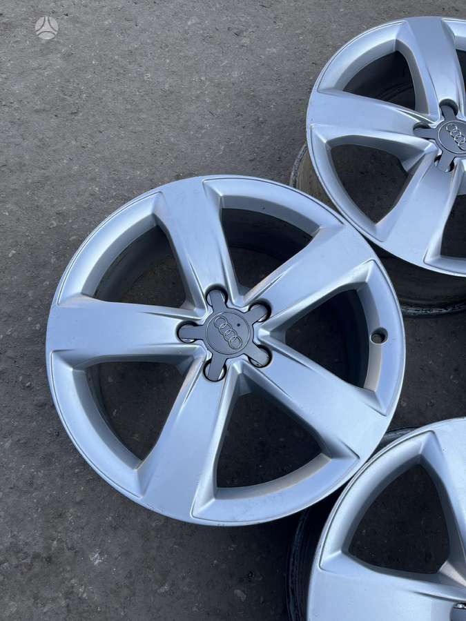 Audi, light alloy, R18