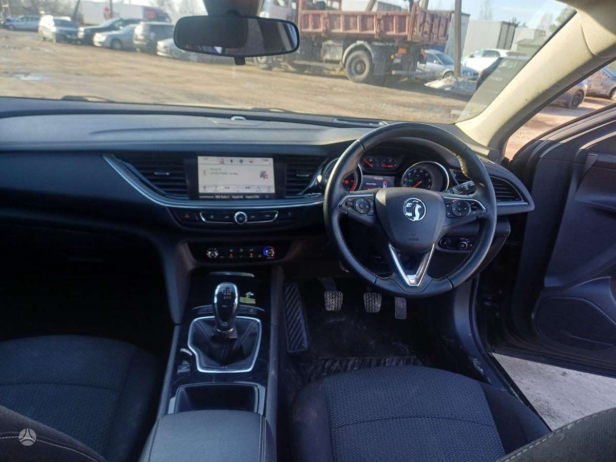 Opel Insignia rezerves daļās. Engine code b16dth gearbox code mgx color c