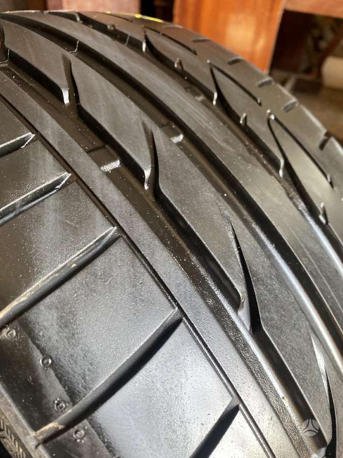 Bridgestone, летние 245/35 R18