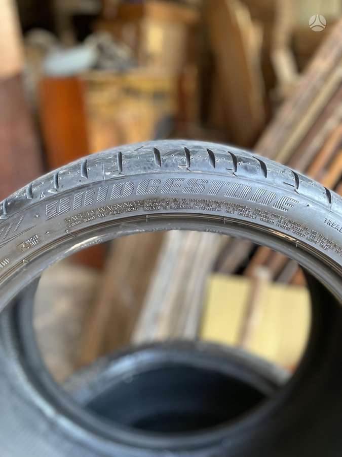 Bridgestone, vasarinės 245/35 R18