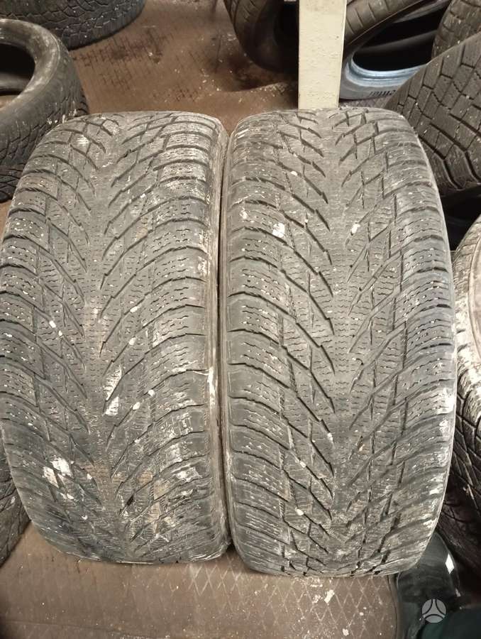 Nokian, žieminės 225/50 R18