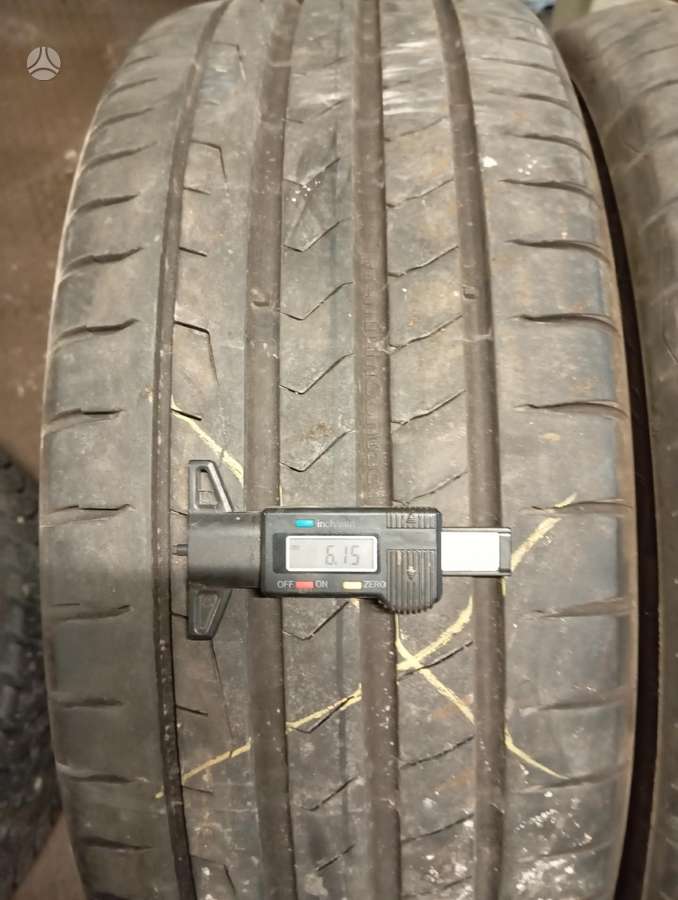 Continental, летние 225/55 R18