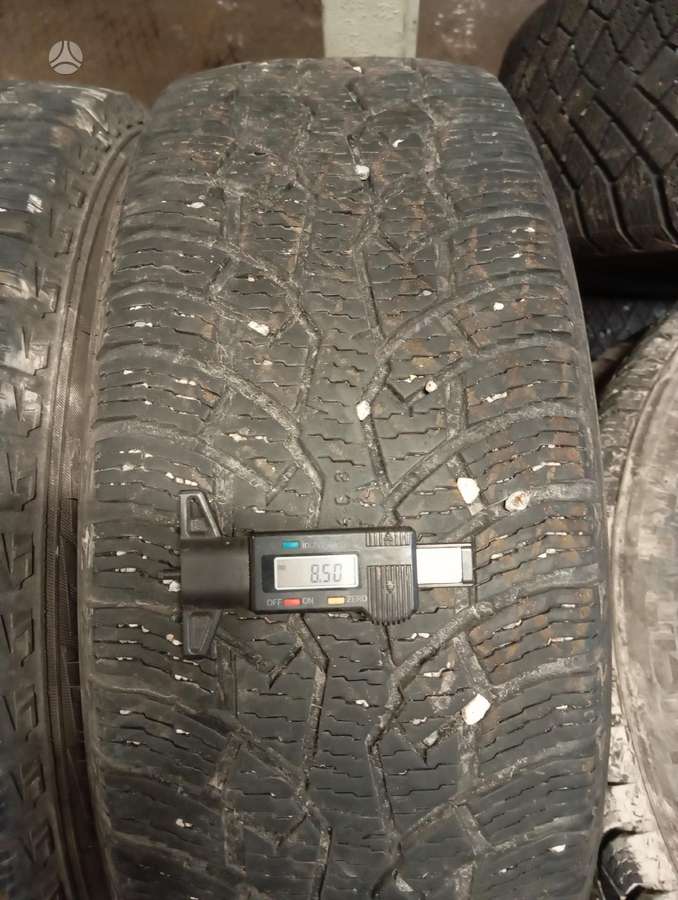 Nokian, winter 215/60 R17