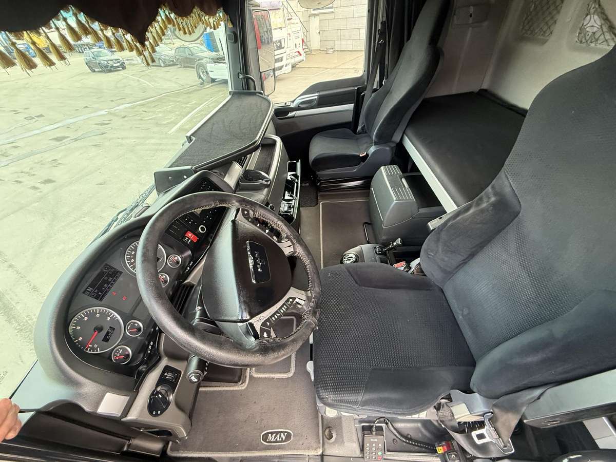 MAN TGX 440 Su hidraulika, double sleeper