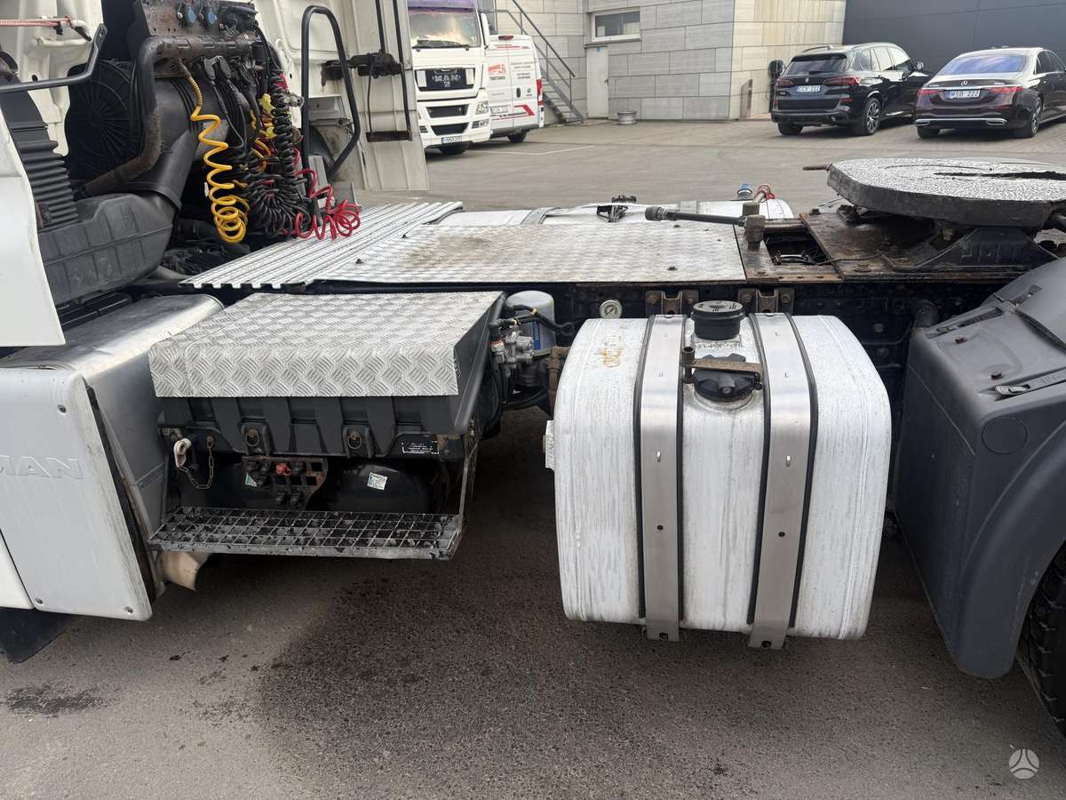 MAN TGX 440 Su hidraulika, double sleeper
