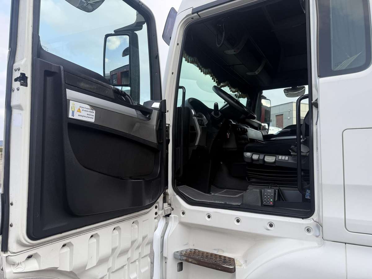 MAN TGX 440 Su hidraulika, double sleeper