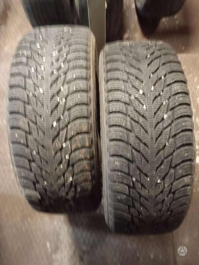 Nokian, зимние 235/55 R18
