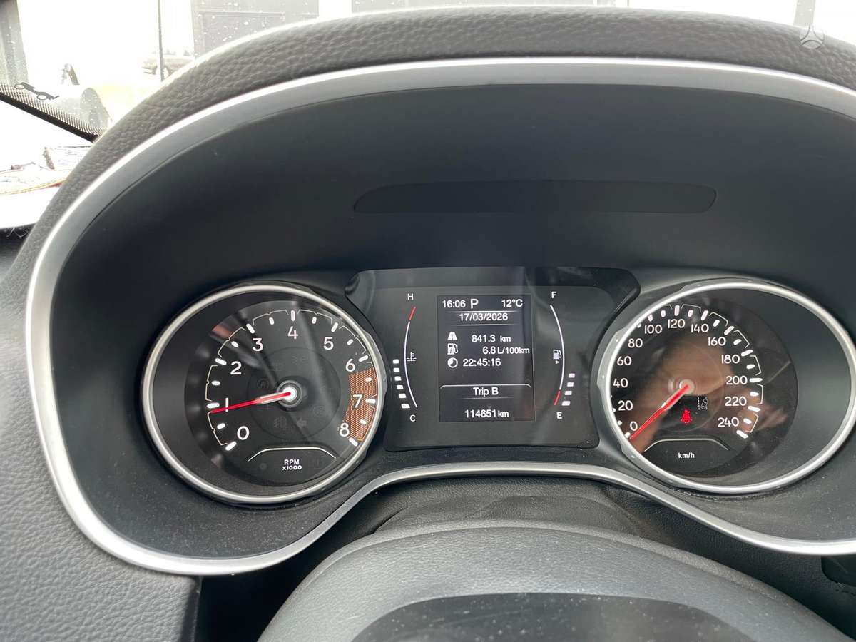 Jeep Compass, 1.3 l., Минивэн