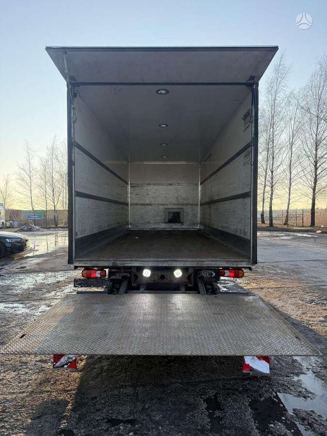 DAF LF 45.220, isothermal trucks