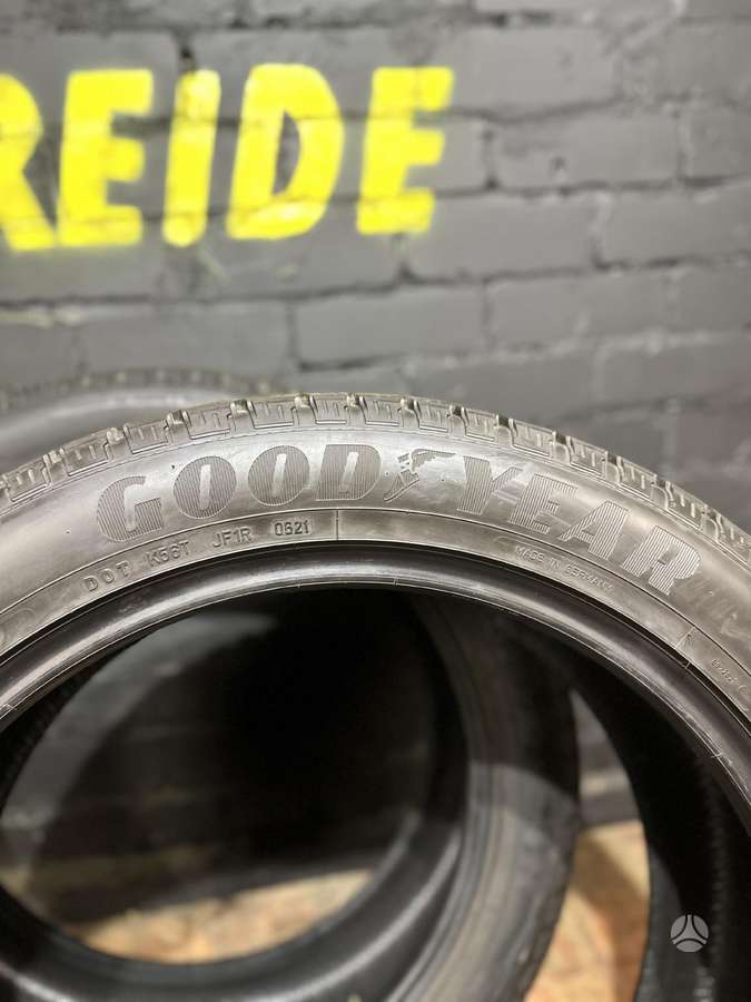 Goodyear Efficientgrip SUV 4x4, universalios 285/45 R22